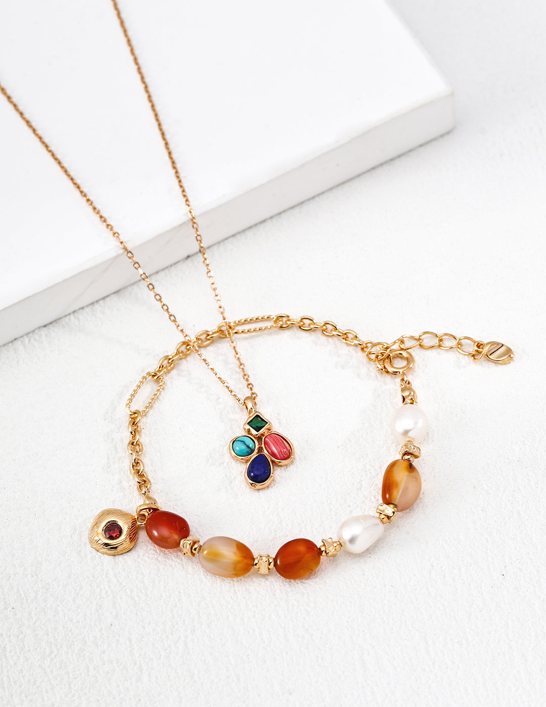 Red agate pearl bracelet image 2