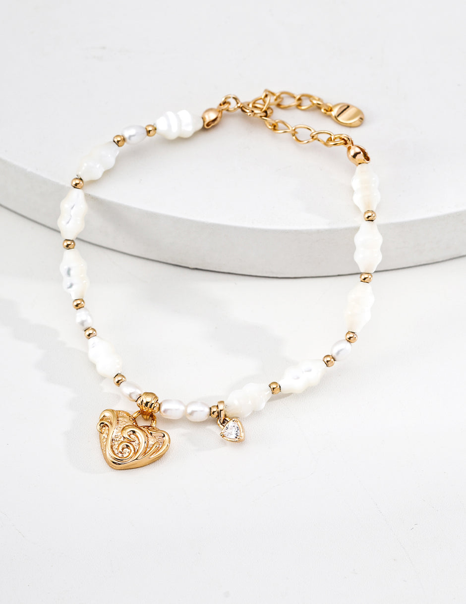 Love scroll pattern white shell pearl bracelet image 2