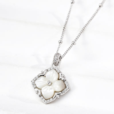 Regal Four-Leaf Clover Necklace Collection