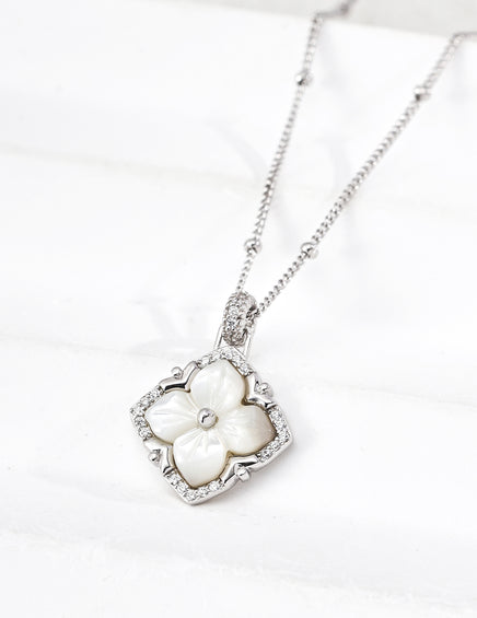 Regal Four-Leaf Clover Necklace Collection