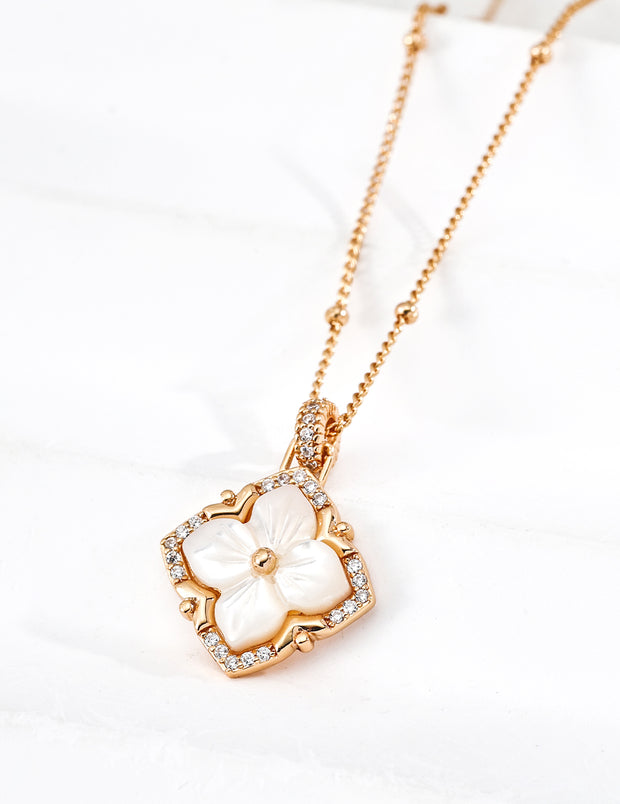Regal Four-Leaf Clover Necklace Collection