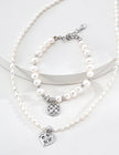 Button Pearl Bracelet